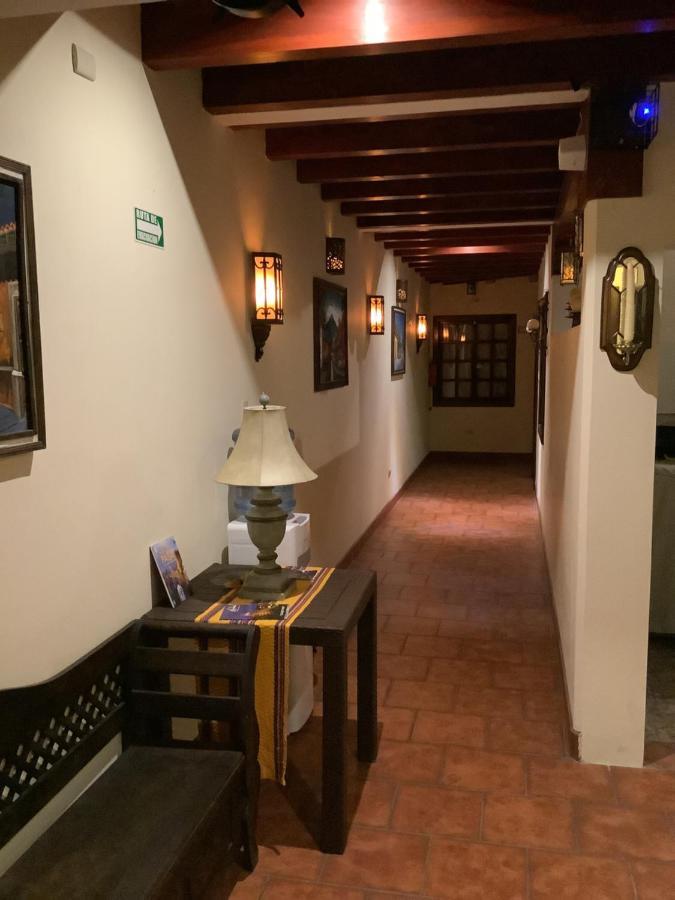 Отель La Casita De Angie Антигуа-Гватемала Экстерьер фото